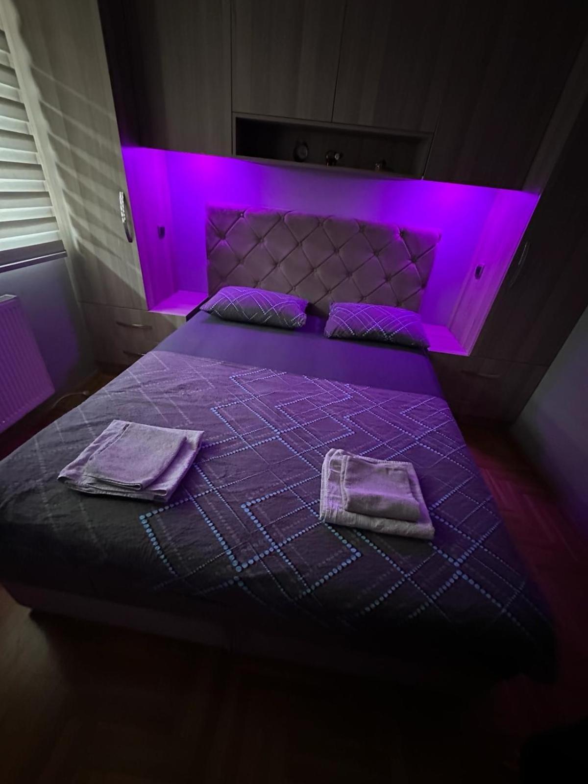 Апартаменты Apartman Lux S&V 1 Lukavica Istocno Sarajevo Hilandarska Centar Экстерьер фото