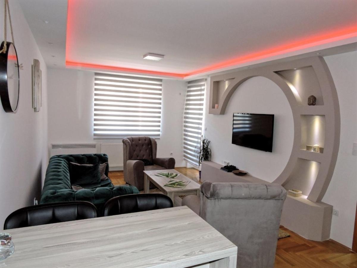 Апартаменты Apartman Lux S&V 1 Lukavica Istocno Sarajevo Hilandarska Centar Экстерьер фото