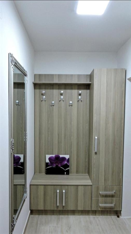 Апартаменты Apartman Lux S&V 1 Lukavica Istocno Sarajevo Hilandarska Centar Экстерьер фото